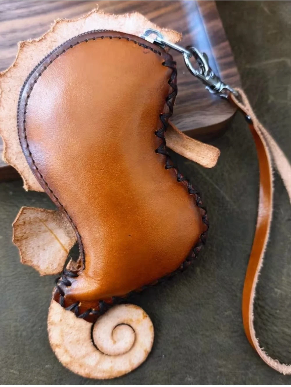 🆕 Handcrafted Seahorse - Genuine Leather - Wristlet Keychain Charm - Tan - Red